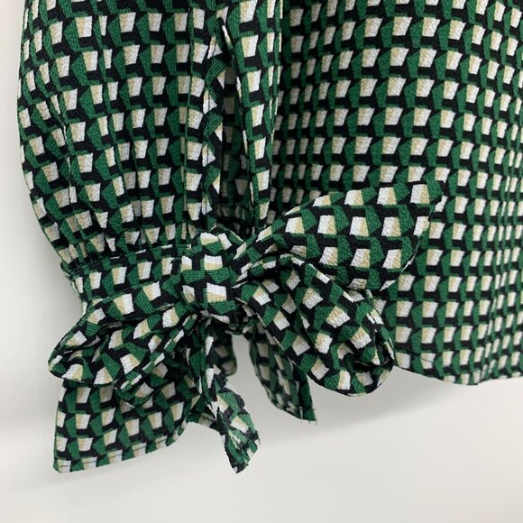 Cece Top Tie Sleeve V Neck Green Geometric Printed Blouse NWT - Picture 6 of 11